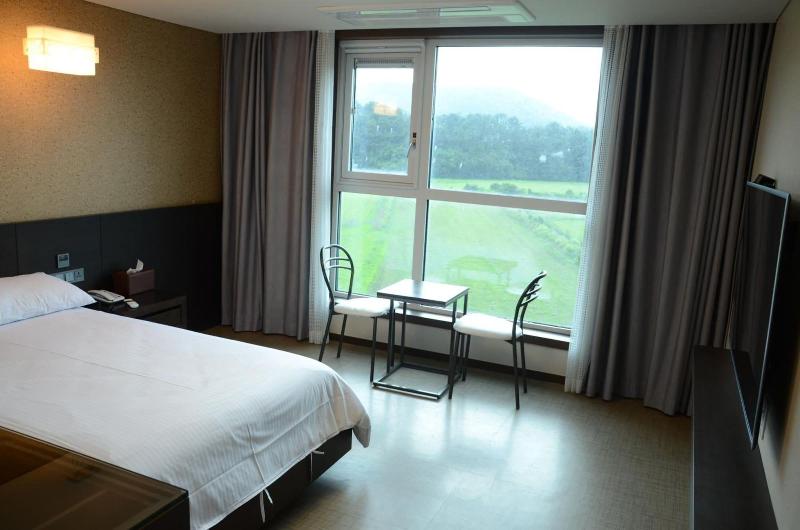 Jeju Stay In Seongsan Hotel image