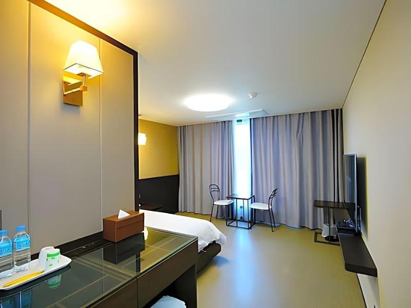 Jeju Stay In Seongsan Hotel image