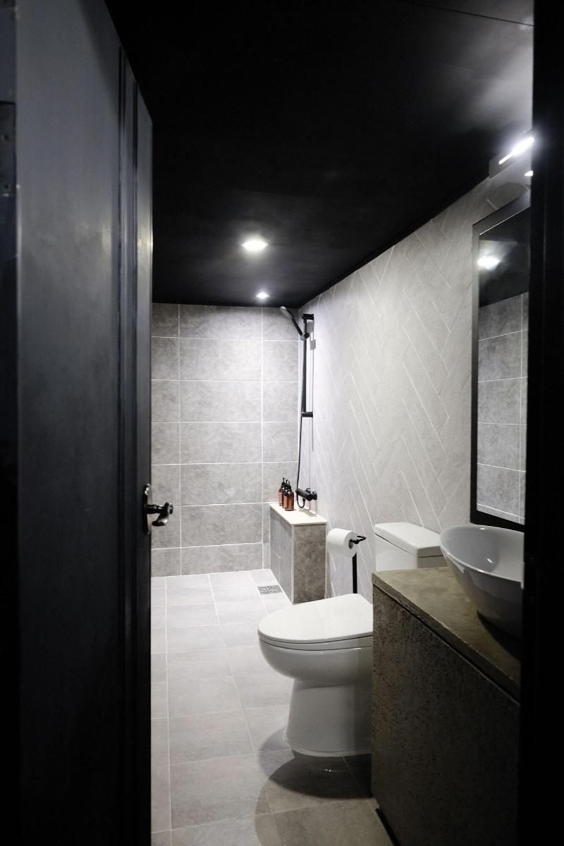 Hotel Elephant image