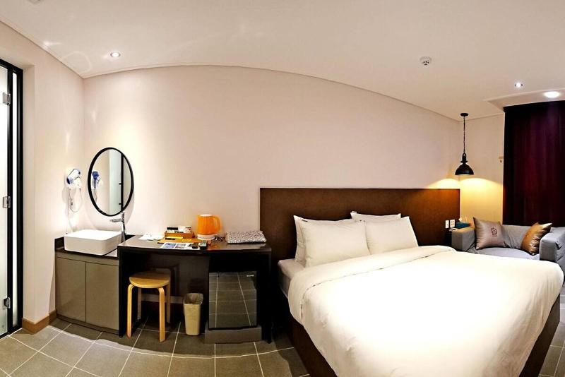 Hotel Millhaus Shinchon image