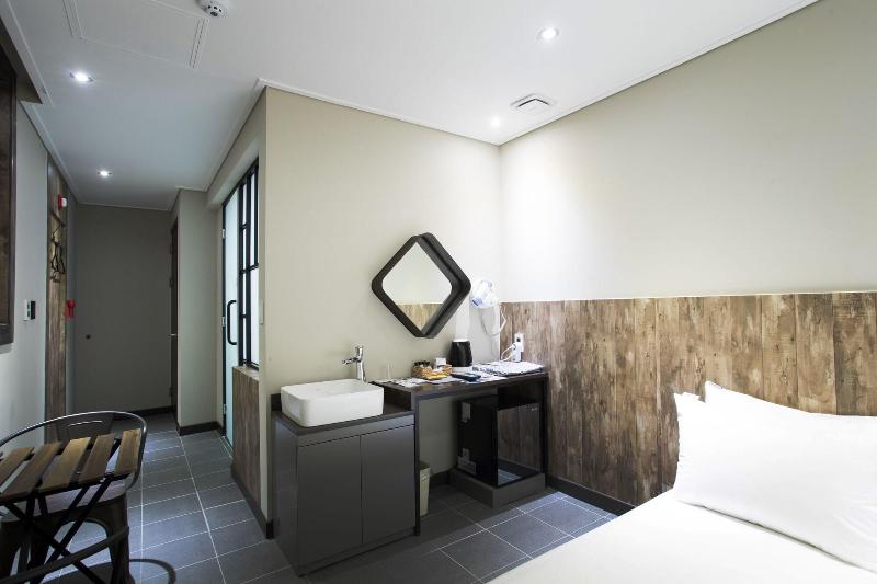 Hotel Millhaus Shinchon image
