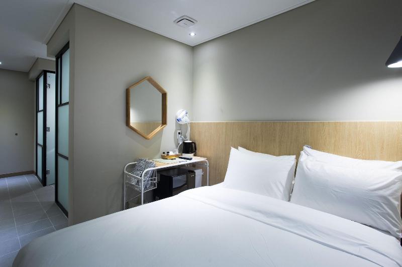 Hotel Millhaus Shinchon image