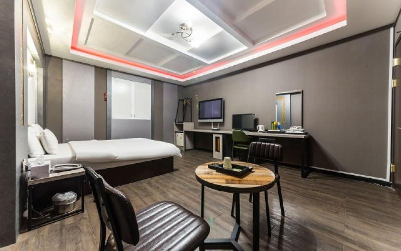 Hotel No 1 image
