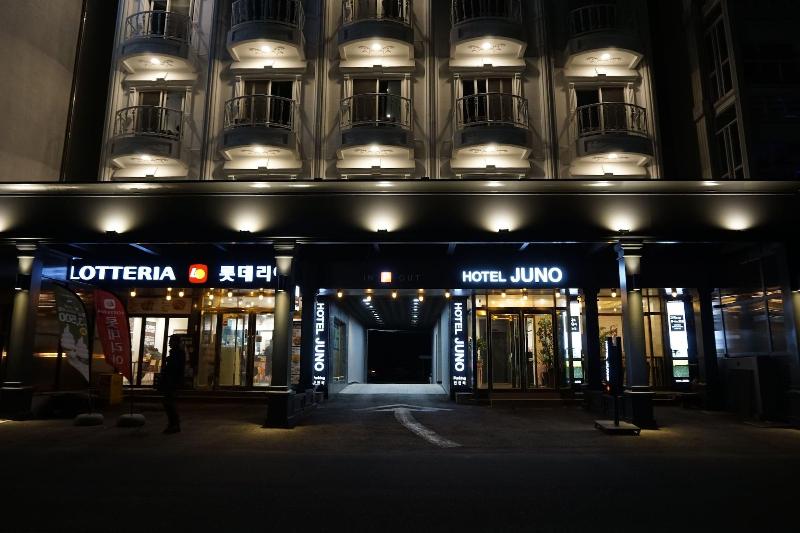 Hotel Juno image