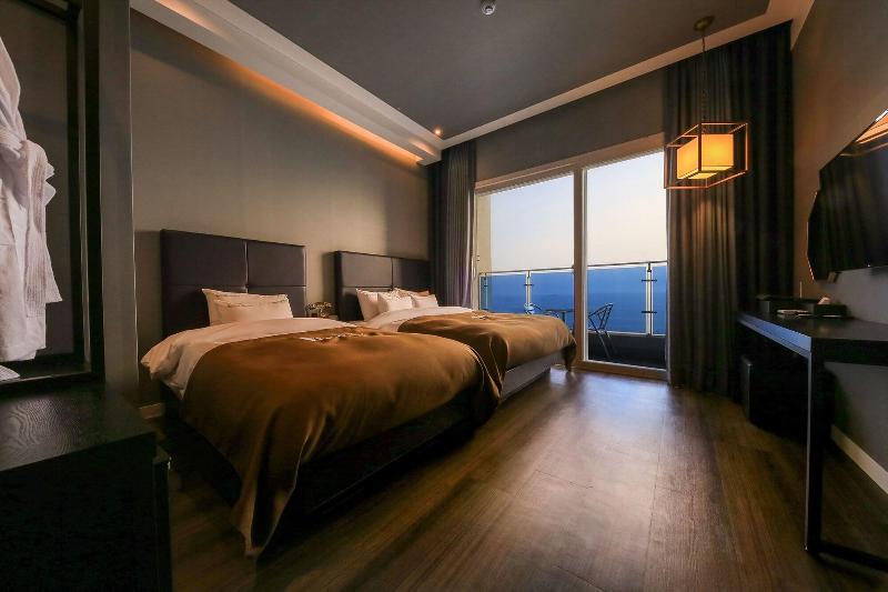 Hotel Merrymud image
