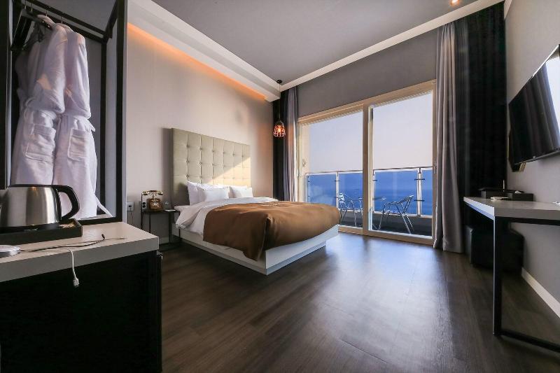 Hotel Merrymud image