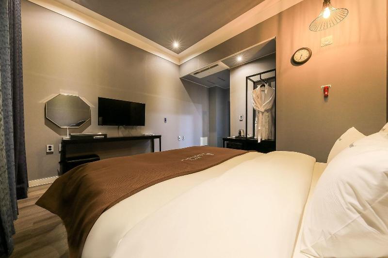 Hotel Merrymud image