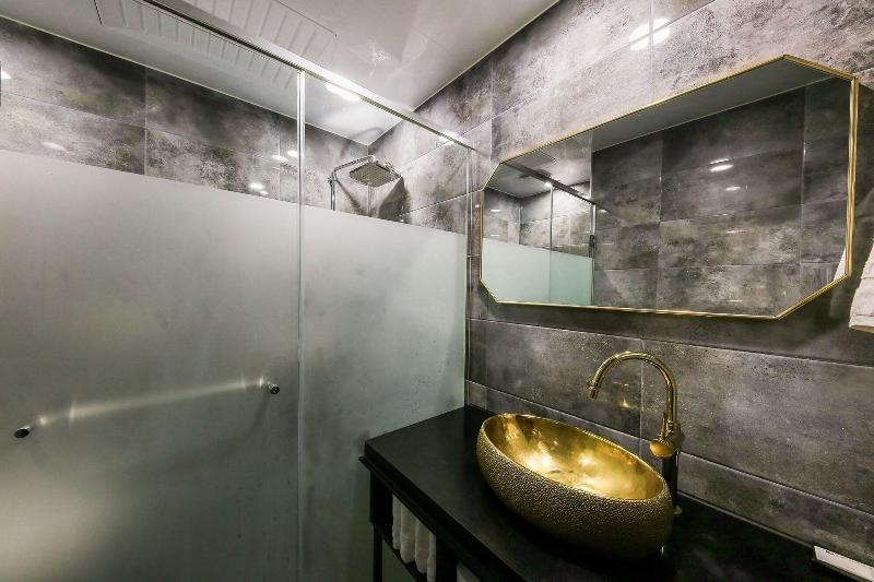 Hotel Merrymud image