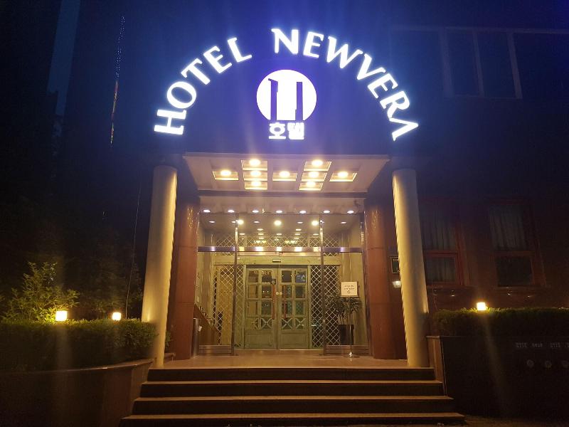 Newvera Tourist Hotel image