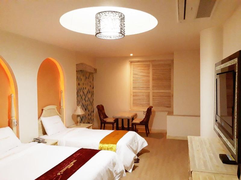 Newvera Tourist Hotel image