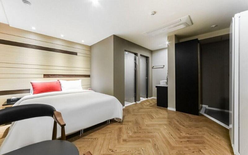 Nampo Bardot Hotel image