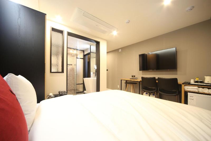 Nampo Bardot Hotel image