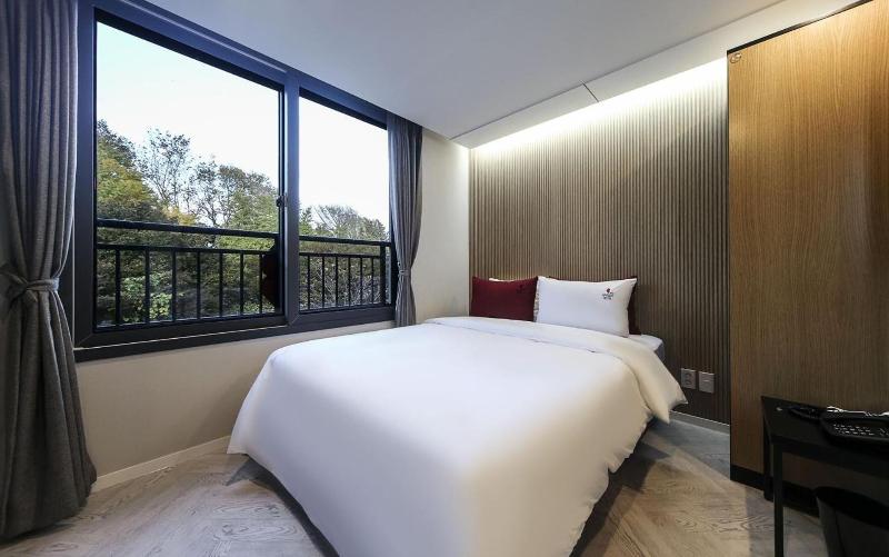 Nampo Bardot Hotel image