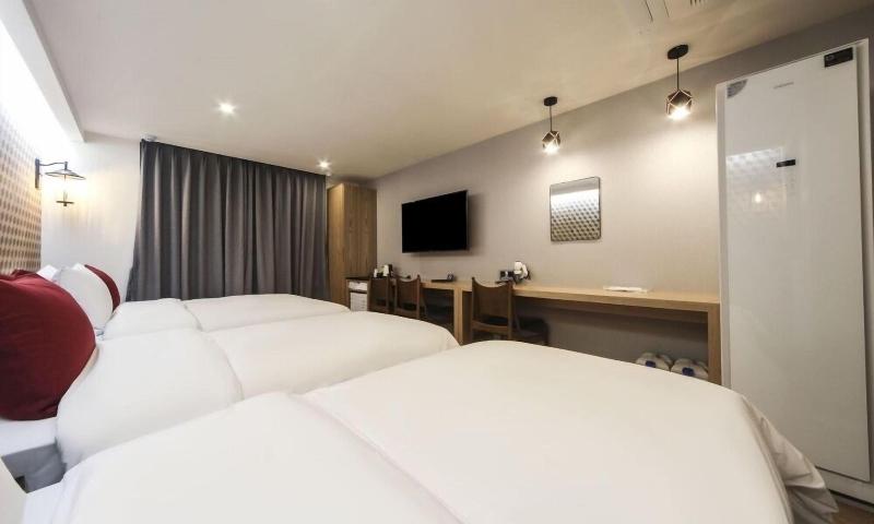 Nampo Bardot Hotel image
