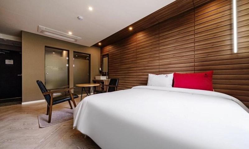 Nampo Bardot Hotel image