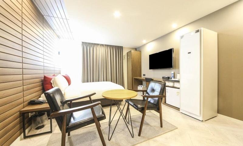 Nampo Bardot Hotel image