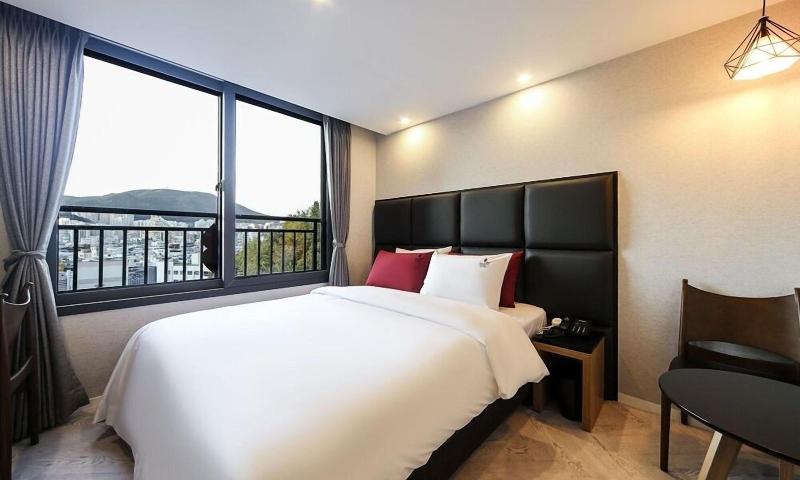 Nampo Bardot Hotel image