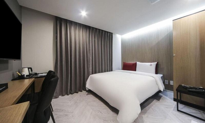 Nampo Bardot Hotel image
