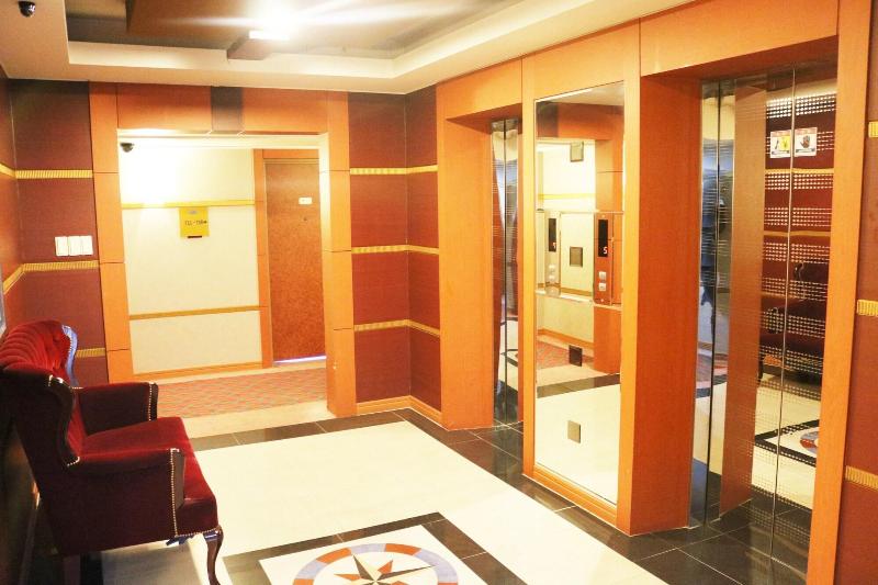 Prime Tourist Hotel image