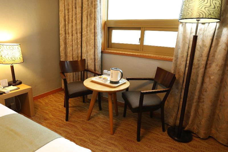 Prime Tourist Hotel image