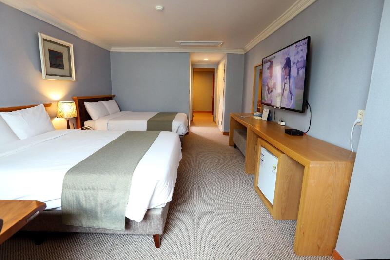 Prime Tourist Hotel image
