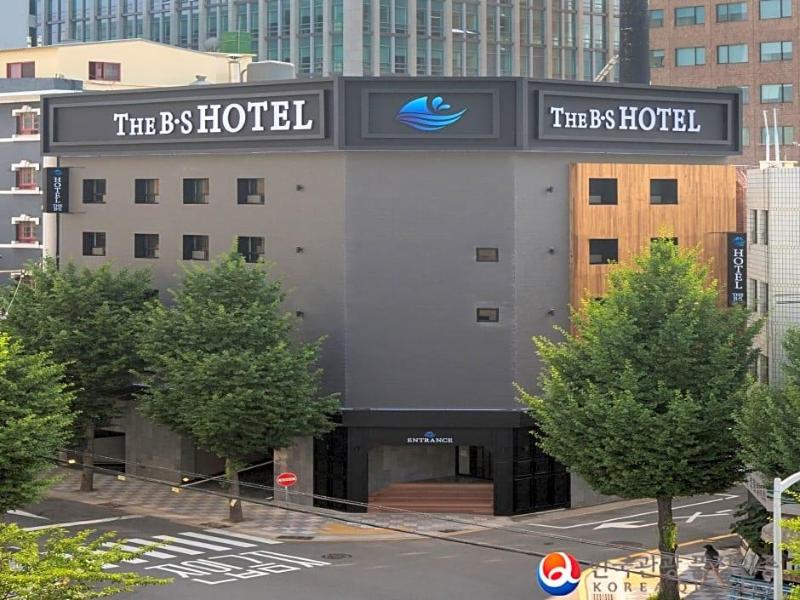 The BS Hotel image