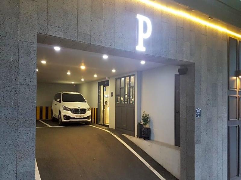 The BS Hotel image