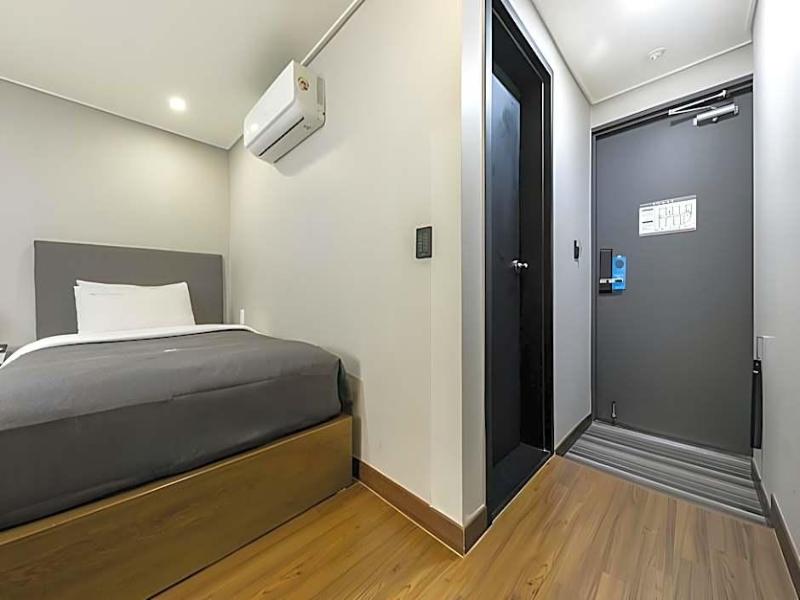 The BS Hotel image