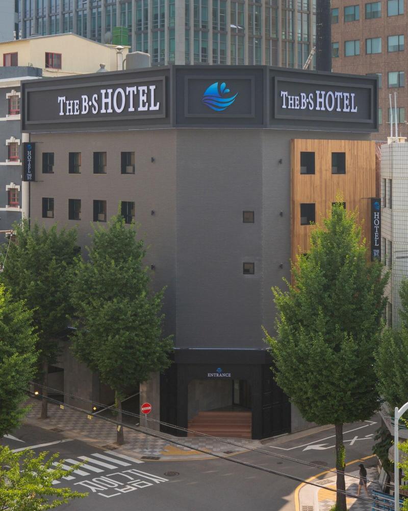 The BS Hotel image
