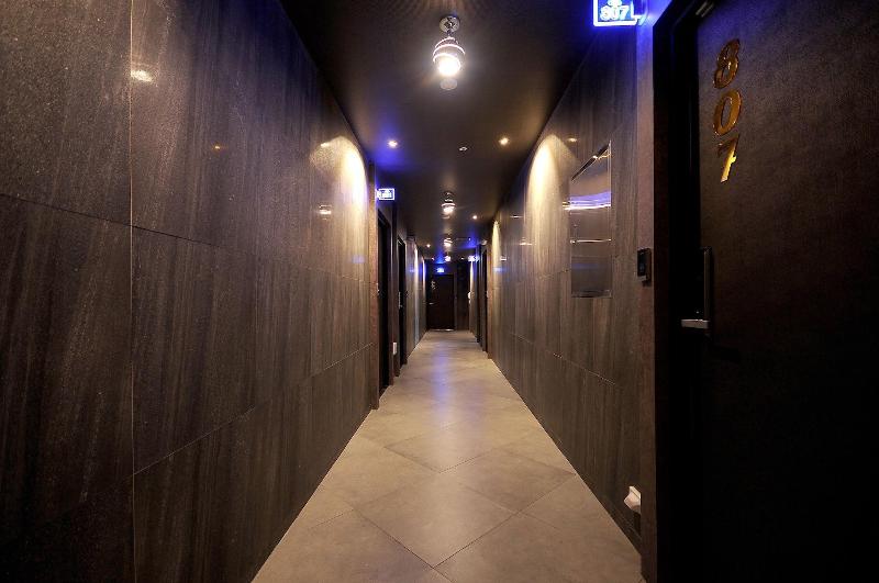Hotel King image
