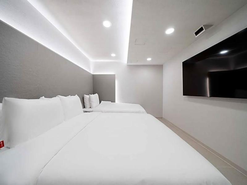 Ytt Motel image