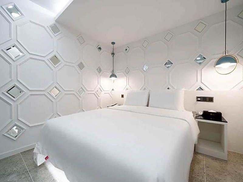 Ytt Motel image