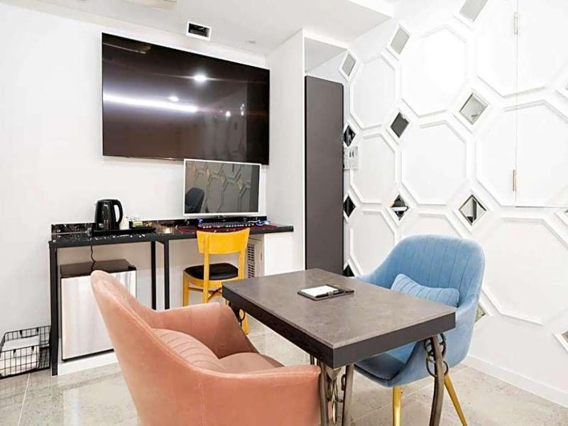 Ytt Motel image