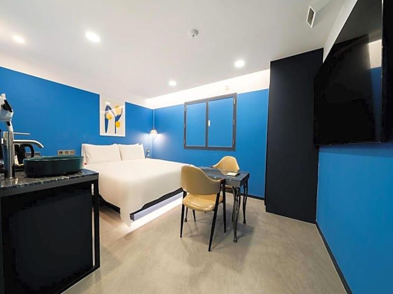 Ytt Motel image