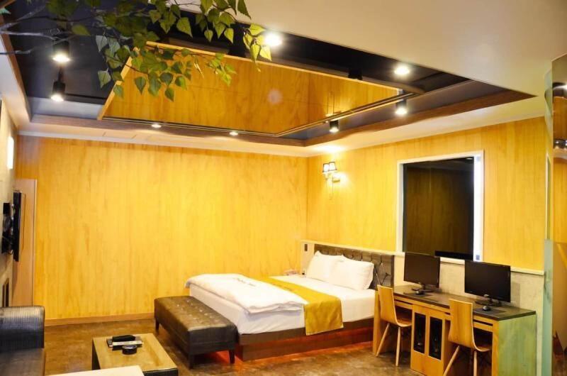 Hotel Asia image