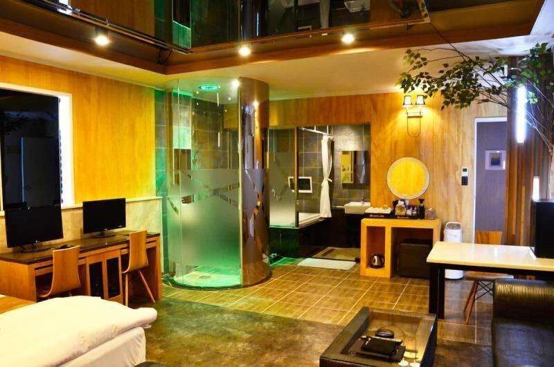 Hotel Asia image