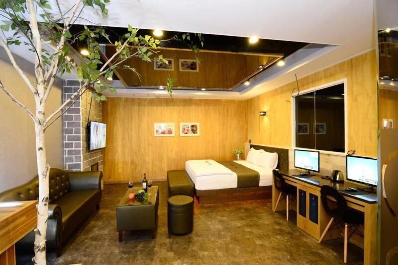 Hotel Asia image