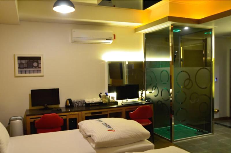 Hotel Asia image