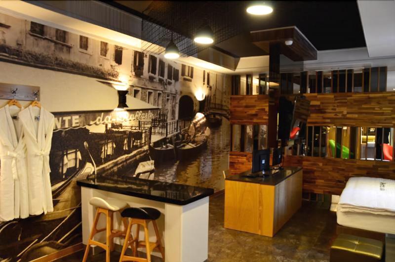 Hotel Asia image