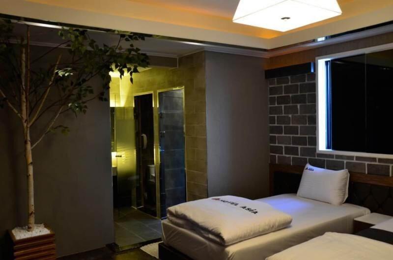 Hotel Asia image