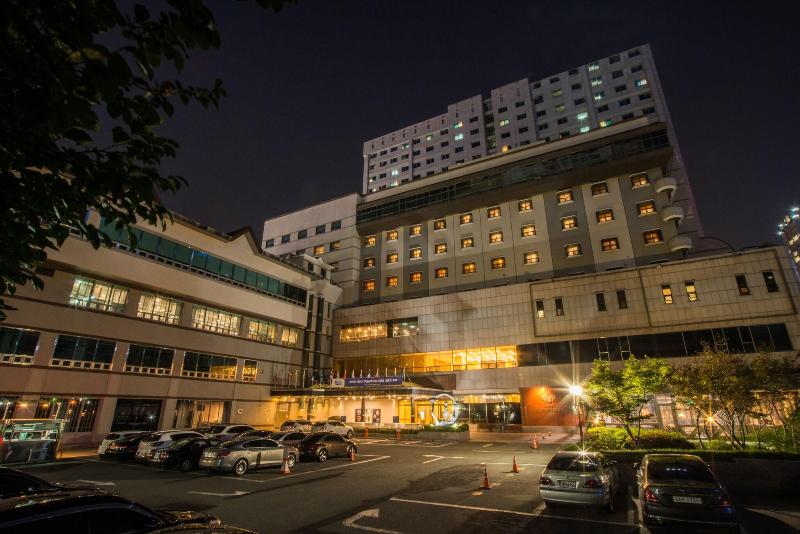 Hotel International image