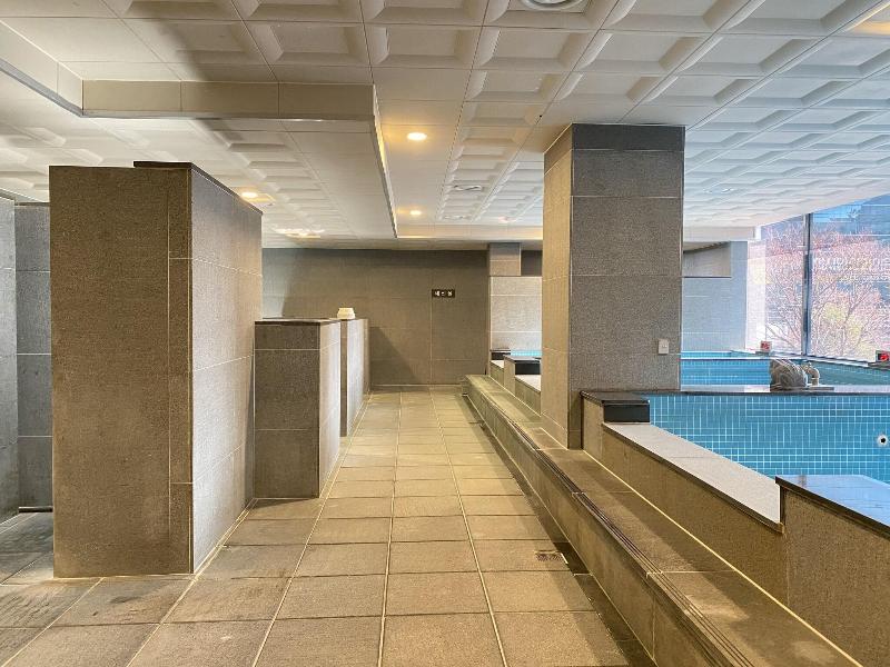 Hotel International image