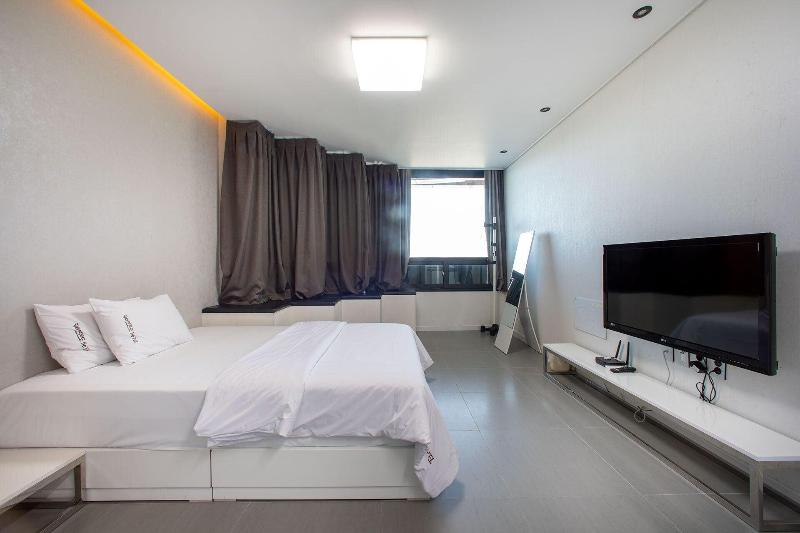 Carib Condo Hotel image