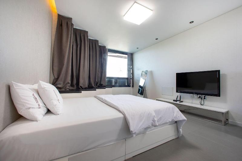 Carib Condo Hotel image