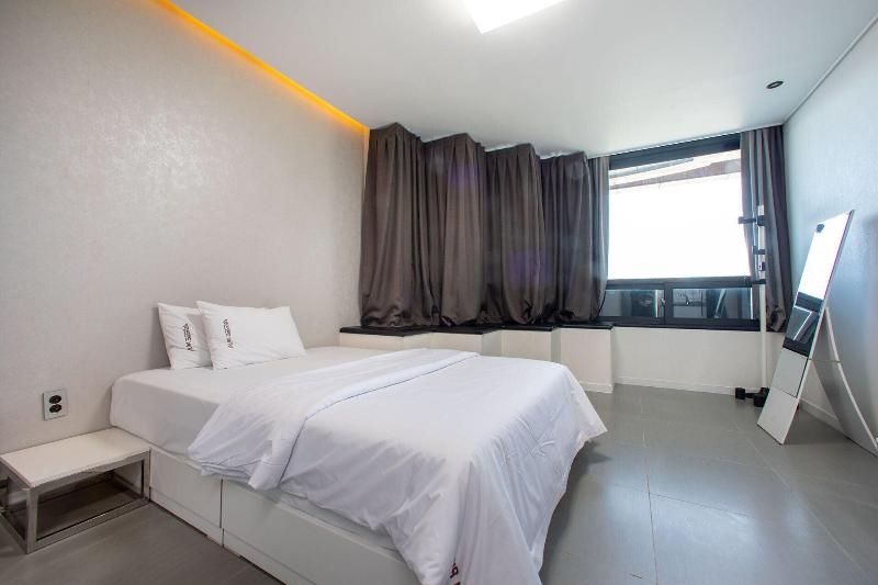 Carib Condo Hotel image