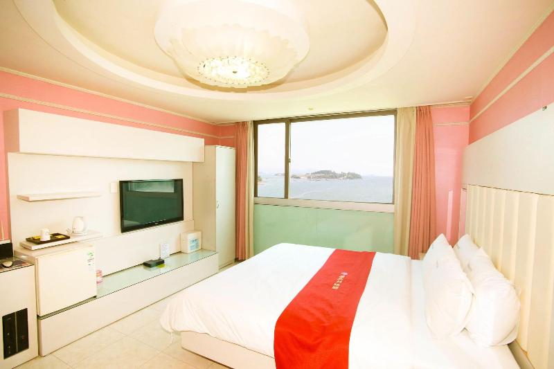Yeosu Haebeach Hotel image