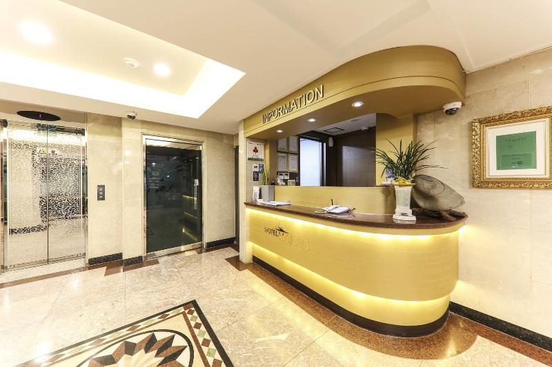 Major Hotel image