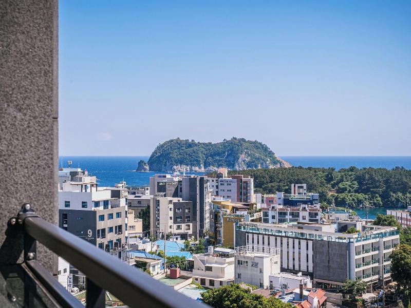 Hotel Yeon image