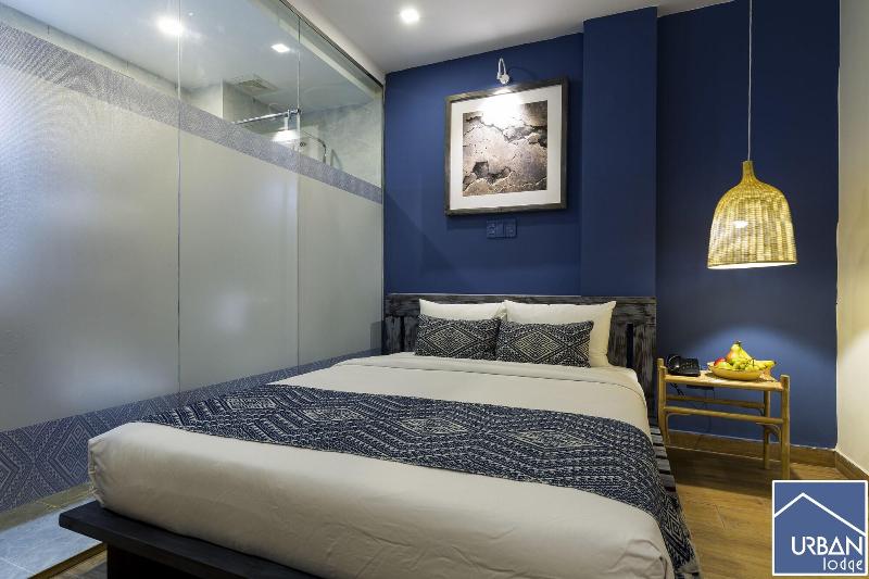 Urban Lodge Hotel Hostel image