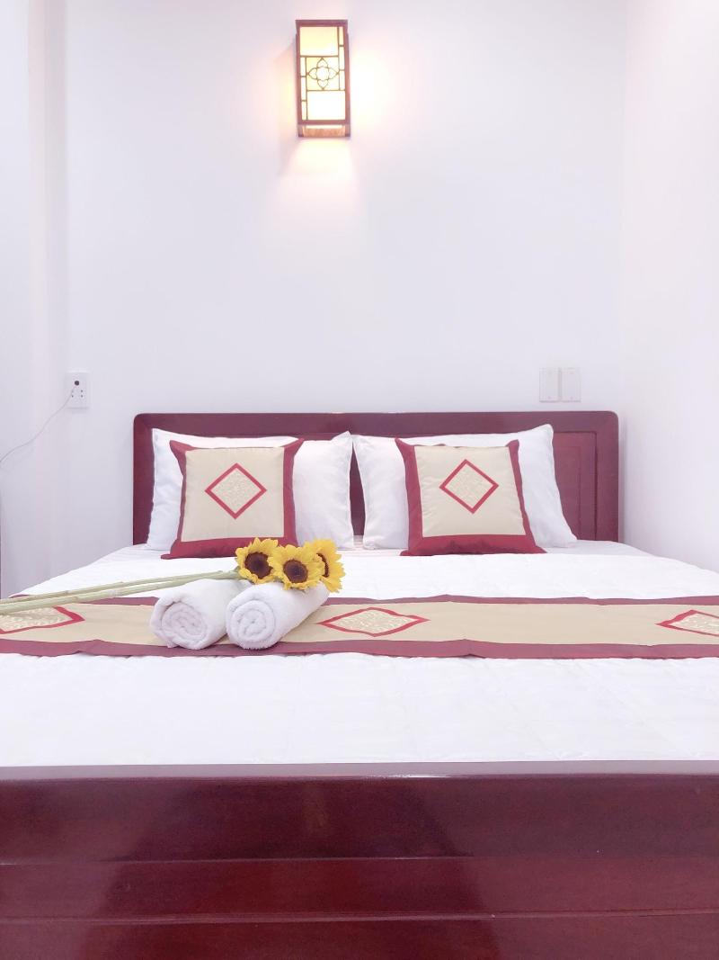 Aurora Hotel image